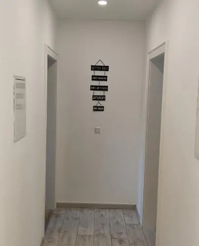 Schoene Und Optimal Gelegene Weisskirchen